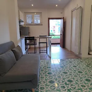 https://a-casa-di-lisa.hotelitalianriviera.com
